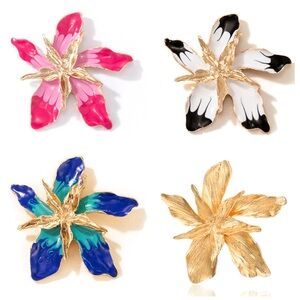 OVERSIZED PINK FLOWER EARRINGS